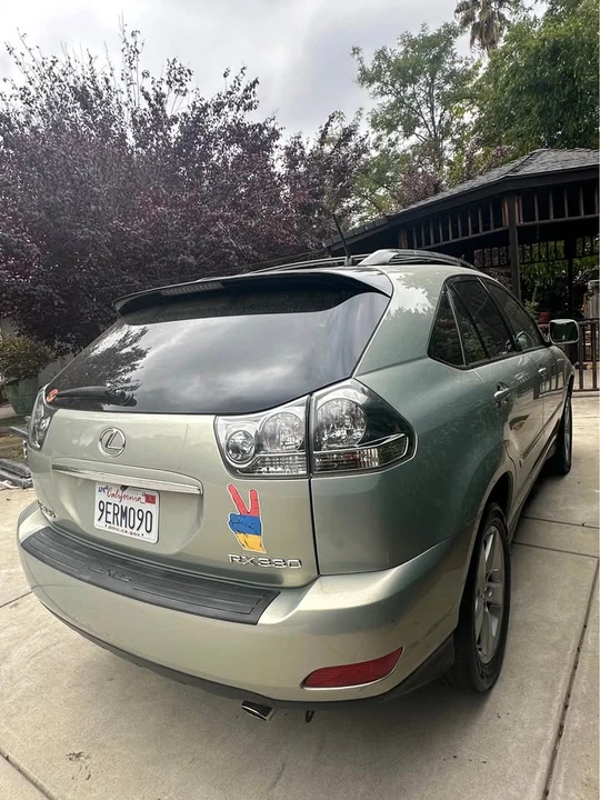 2004 Lexus RX 2nd Gen - Image 4 of 15
