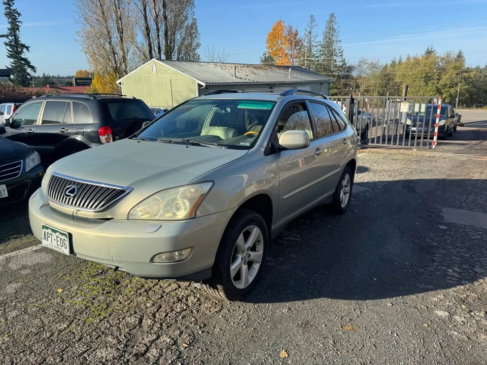 2004 Lexus RX 2nd Gen - Image 2 of 13