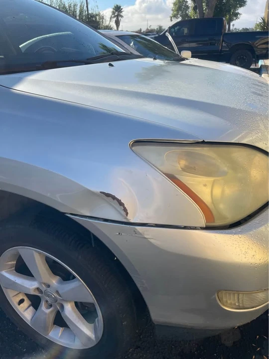 2004 Lexus RX 2nd Gen - Image 2 of 10