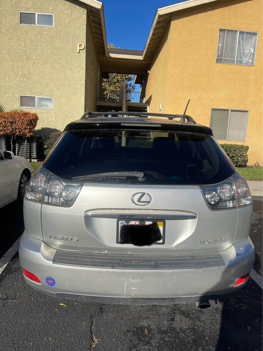 2004 Lexus RX 2nd Gen - Image 4 of 10