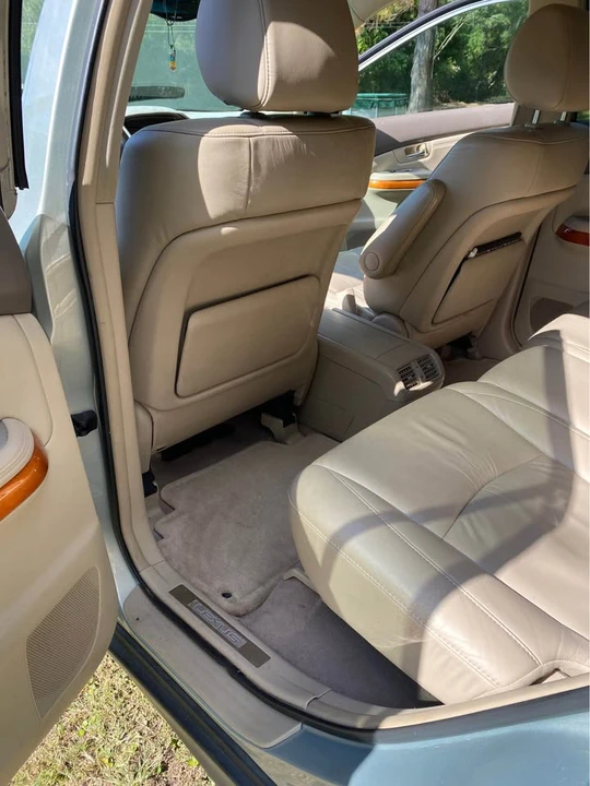 2004 Lexus RX 2nd Gen - Image 10 of 13