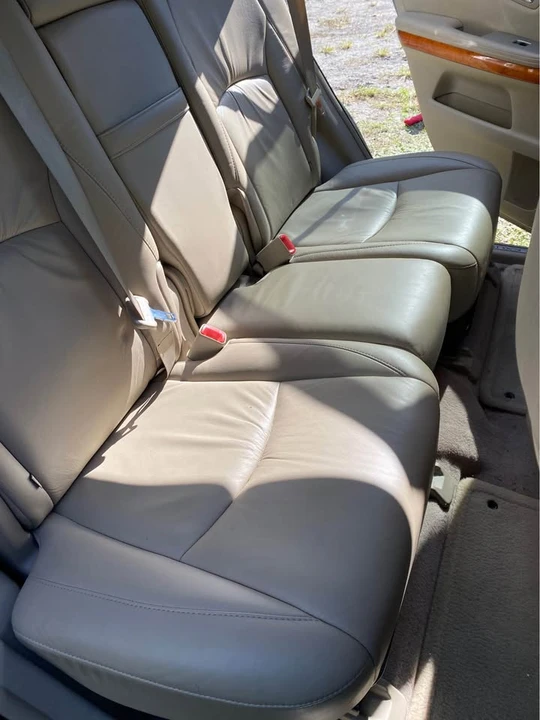 2004 Lexus RX 2nd Gen - Image 11 of 13