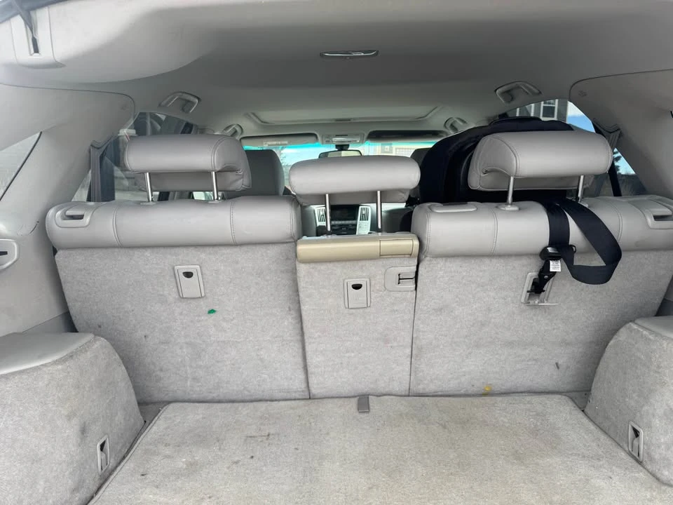 2004 Lexus RX 2nd Gen - Image 5 of 6