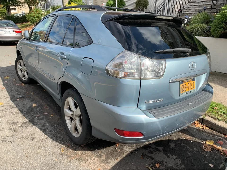 2004 Lexus RX 2nd Gen - Image 6 of 9