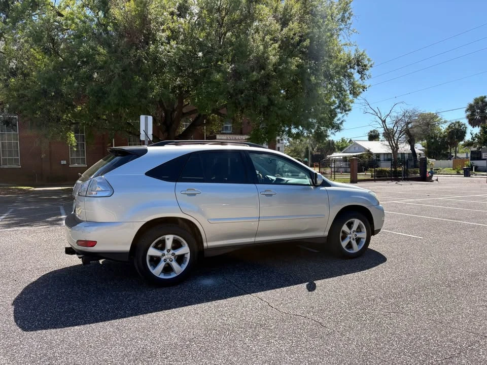 2004 Lexus RX 2nd Gen - Image 6 of 19