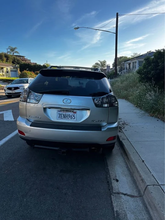 2004 Lexus RX 2nd Gen - Image 3 of 7