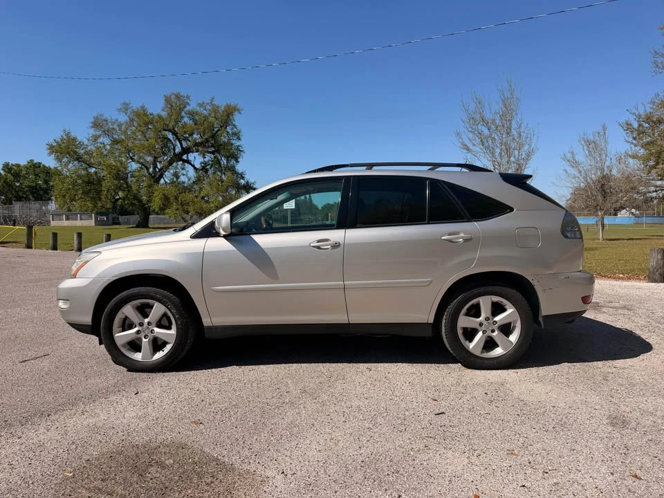2004 Lexus RX 2nd Gen - Image 12 of 18