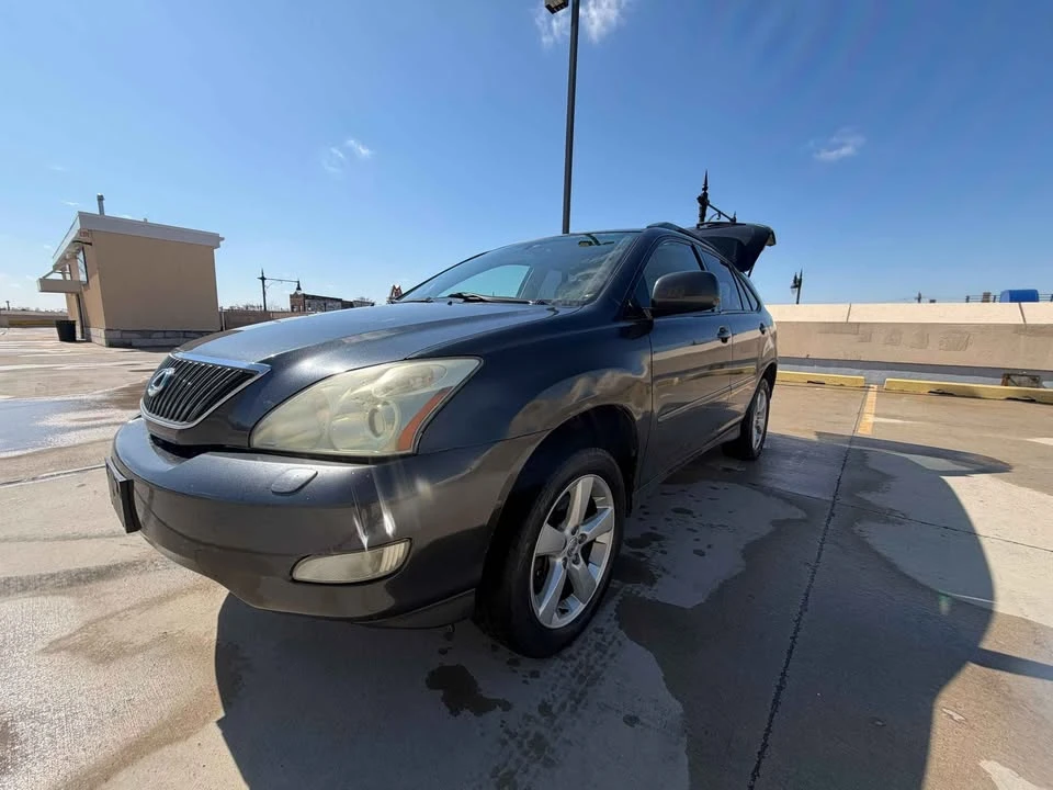 2004 Lexus RX 2nd Gen - Image 2 of 13