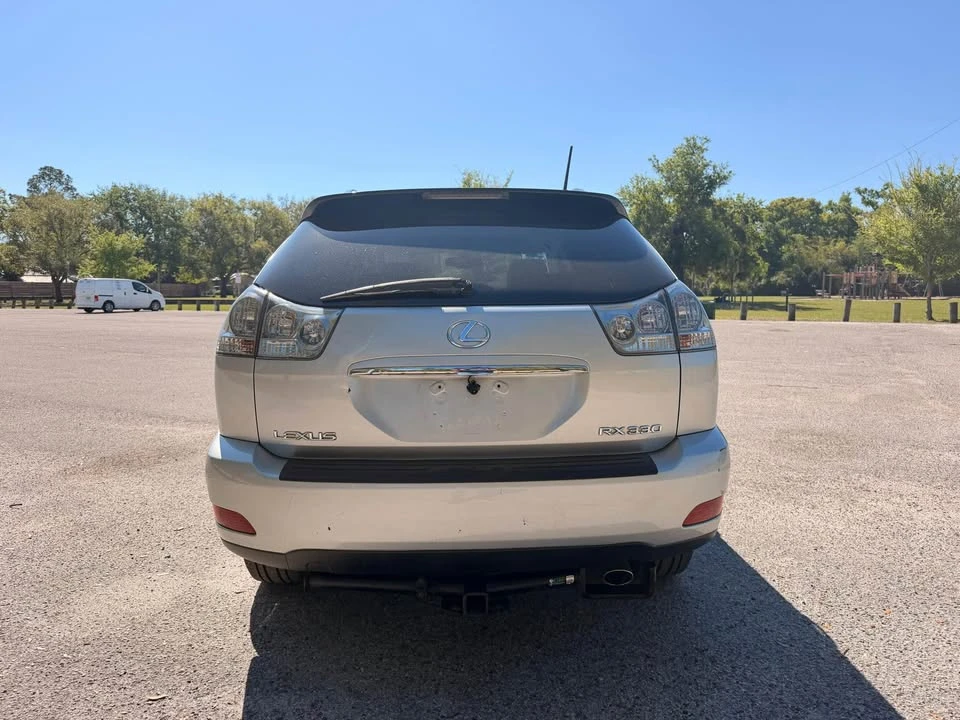 2004 Lexus RX 2nd Gen - Image 17 of 18