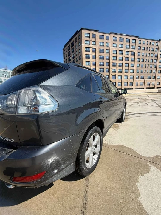 2004 Lexus RX 2nd Gen - Image 3 of 13