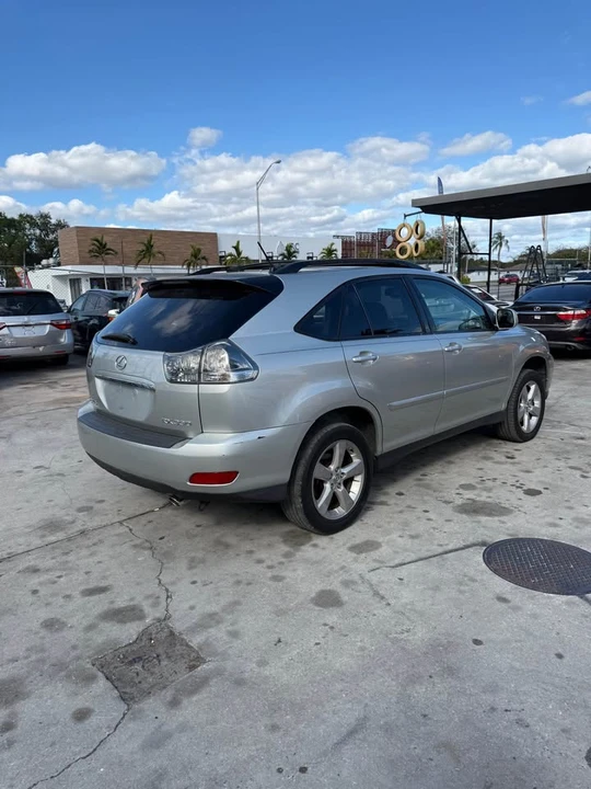 2004 Lexus RX 2nd Gen - Image 3 of 7