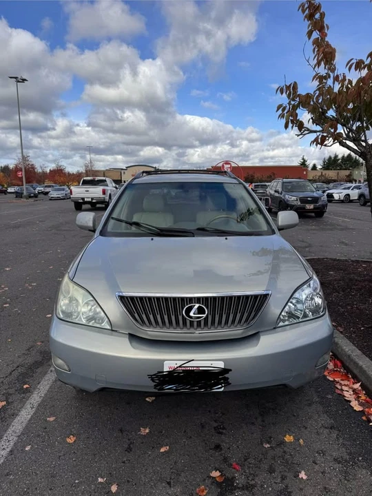 2004 Lexus RX 2nd Gen - Image 8 of 10