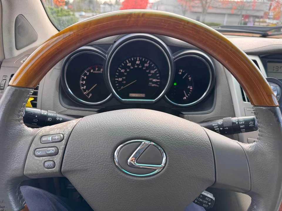 2004 Lexus RX 2nd Gen - Image 10 of 10