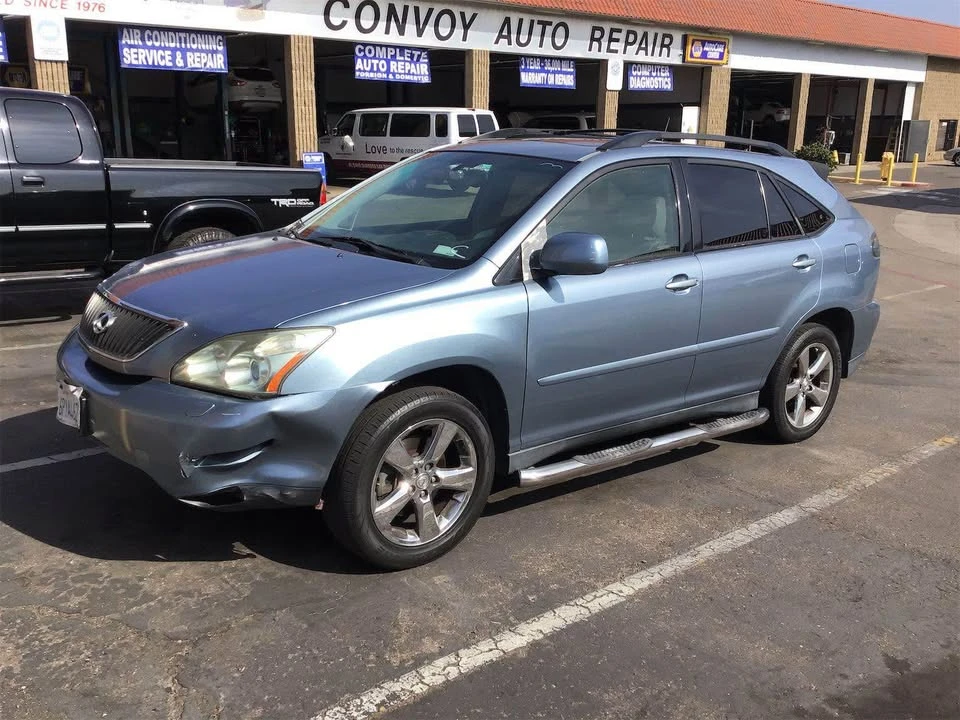 2004 Lexus RX 2nd Gen - Image 2 of 4