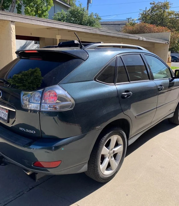 2004 Lexus RX 2nd Gen - Image 4 of 4