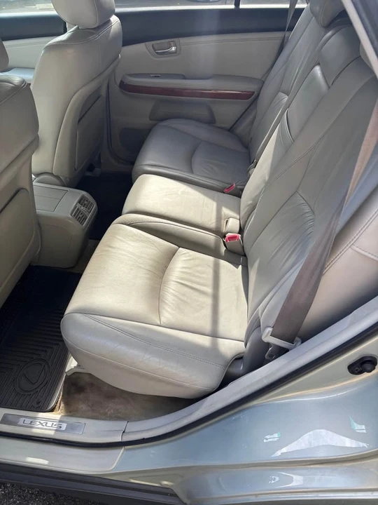 2004 Lexus RX 2nd Gen - Image 6 of 8