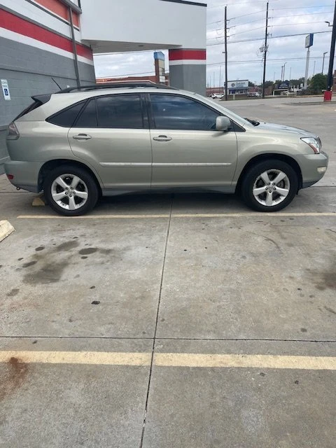 2004 Lexus RX 2nd Gen - Image 7 of 9