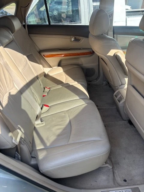 2004 Lexus RX 2nd Gen - Image 4 of 9