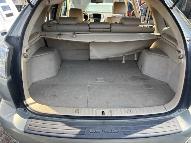 2004 Lexus RX 2nd Gen - Image 3 of 9