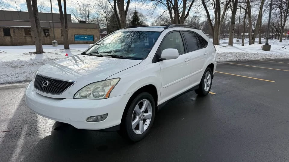 2004 Lexus RX 2nd Gen - Image 2 of 9