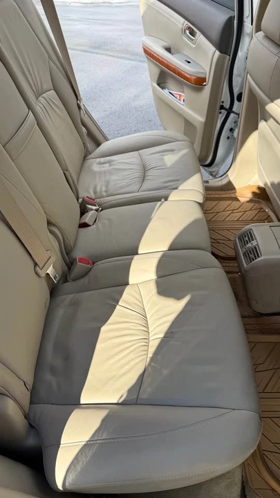 2004 Lexus RX 2nd Gen - Image 4 of 9