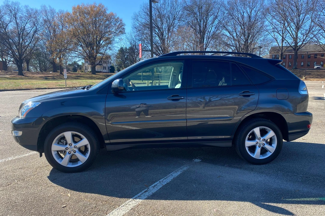 2004 Lexus RX 2nd Gen - Image 3 of 31
