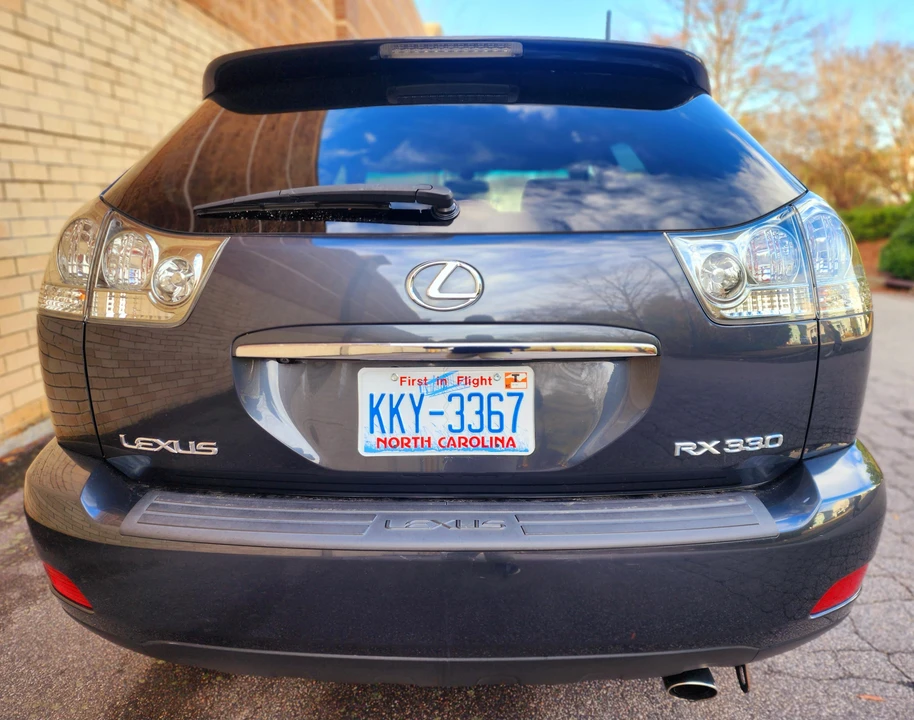 2004 Lexus RX 2nd Gen - Image 25 of 31