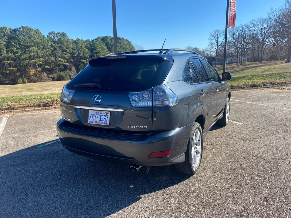 2004 Lexus RX 2nd Gen - Image 28 of 31