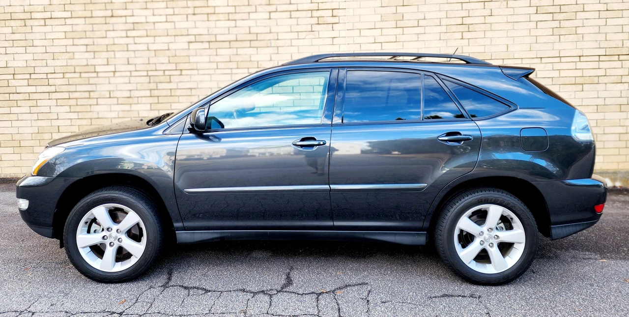 2004 Lexus RX 2nd Gen - Image 18 of 31