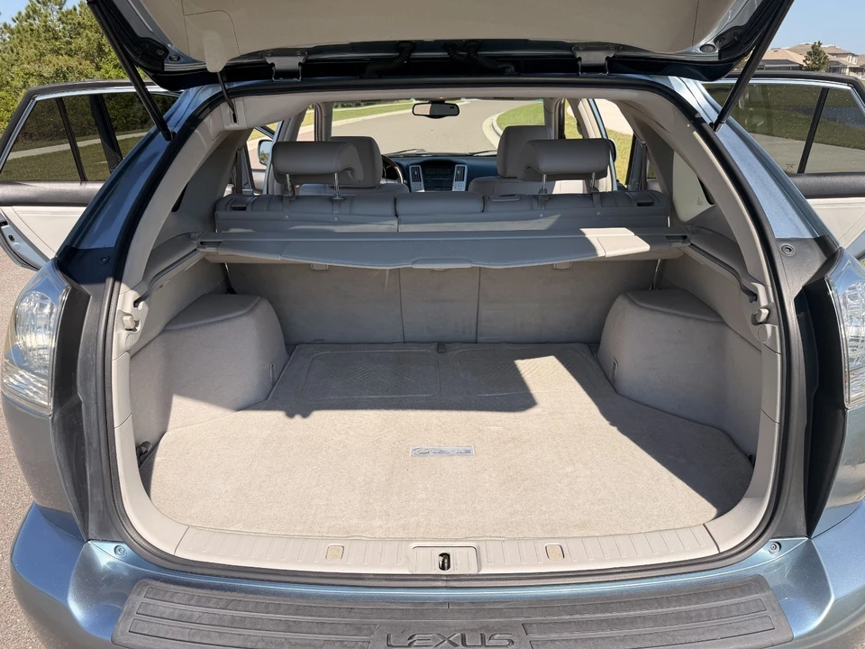 2004 Lexus RX 2nd Gen - Image 19 of 21