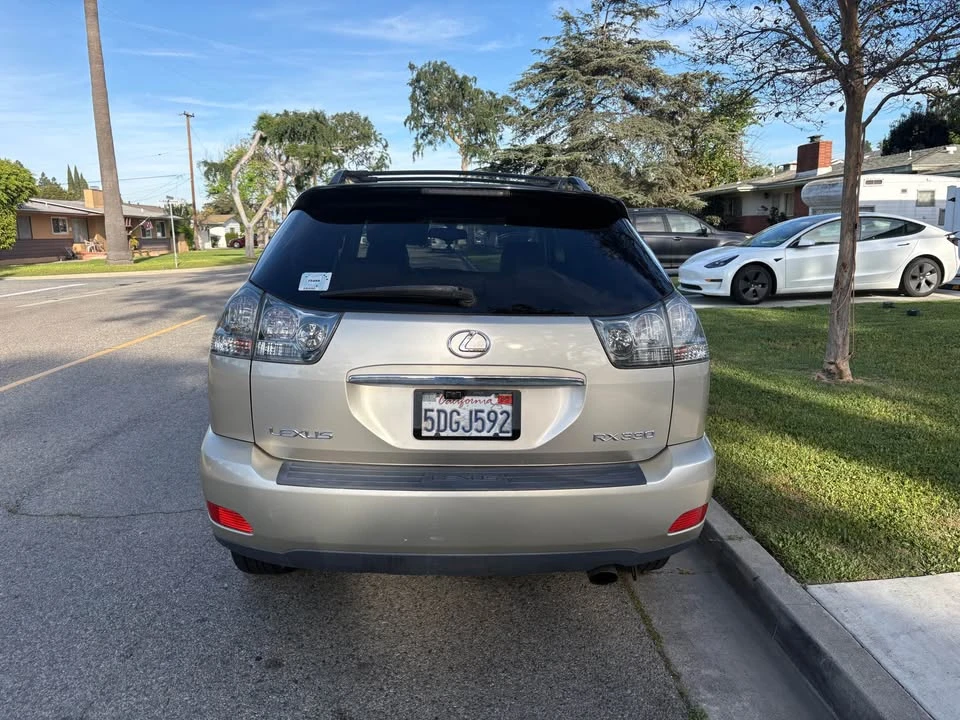 2004 Lexus RX 2nd Gen - Image 3 of 10