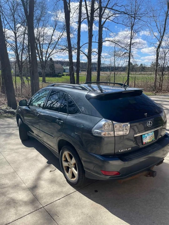 2004 Lexus RX 2nd Gen - Image 5 of 10