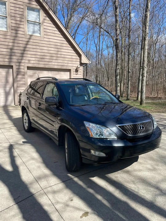 2004 Lexus RX 2nd Gen - Image 8 of 10