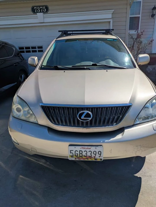2004 Lexus RX 2nd Gen - Image 2 of 10