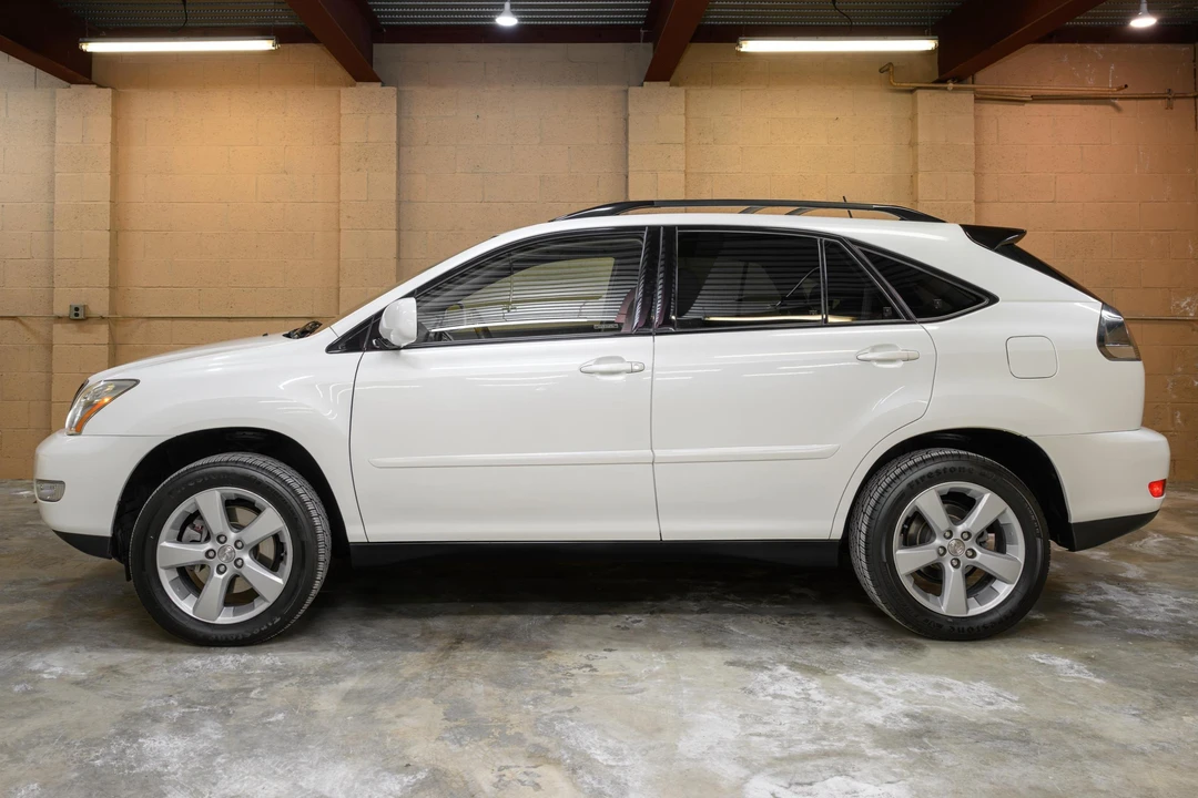 2004 Lexus RX 2nd Gen - Image 3 of 31
