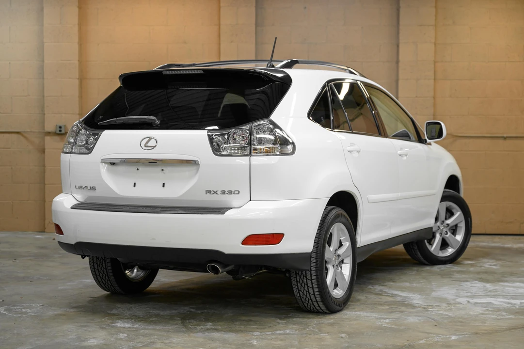 2004 Lexus RX 2nd Gen - Image 15 of 31