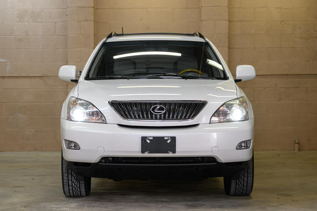 2004 Lexus RX 2nd Gen - Image 7 of 31