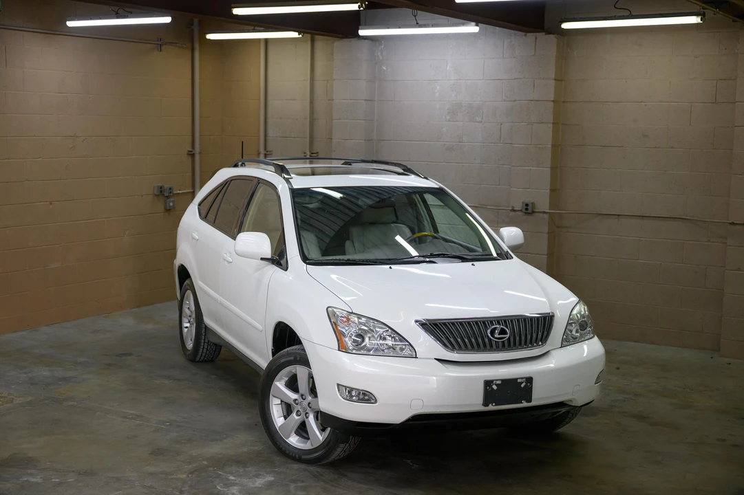 2004 Lexus RX 2nd Gen - Image 20 of 31