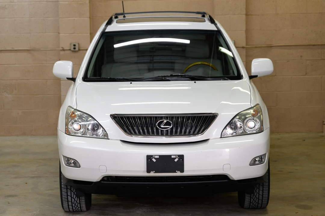 2004 Lexus RX 2nd Gen - Image 2 of 31