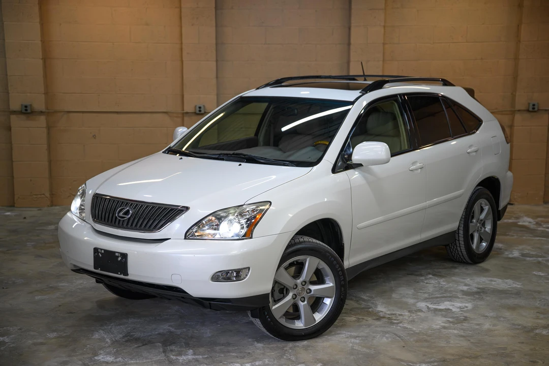 2004 Lexus RX 2nd Gen - Image 10 of 31