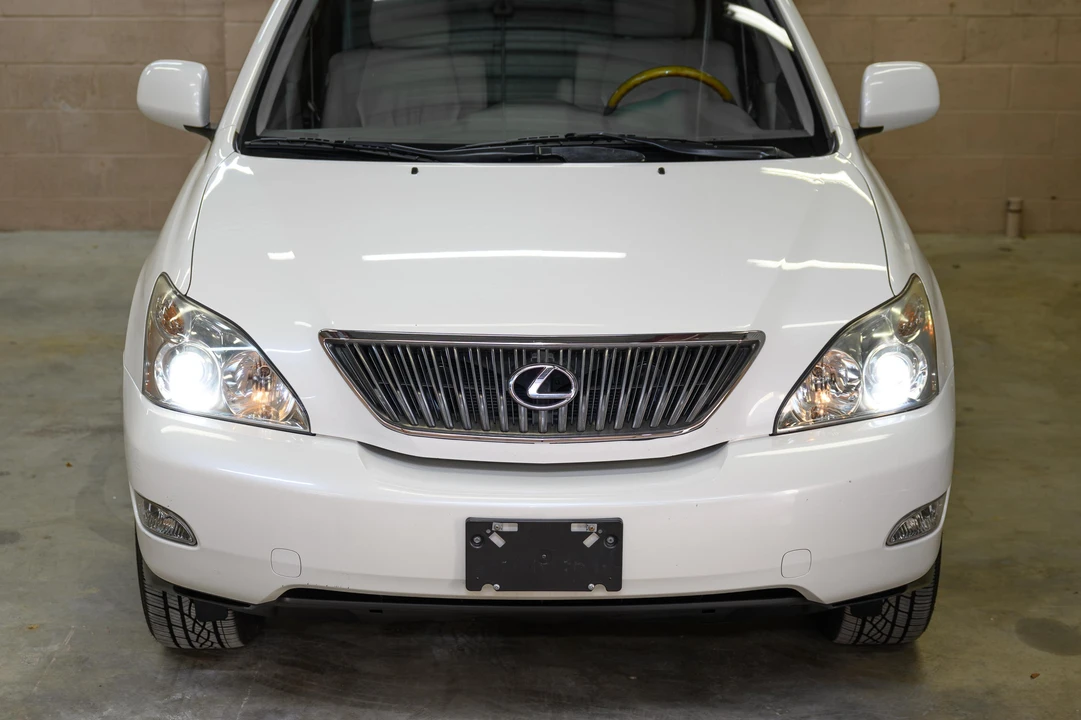 2004 Lexus RX 2nd Gen - Image 28 of 31