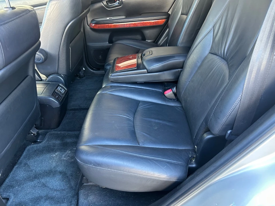 2004 Lexus RX 2nd Gen - Image 10 of 19