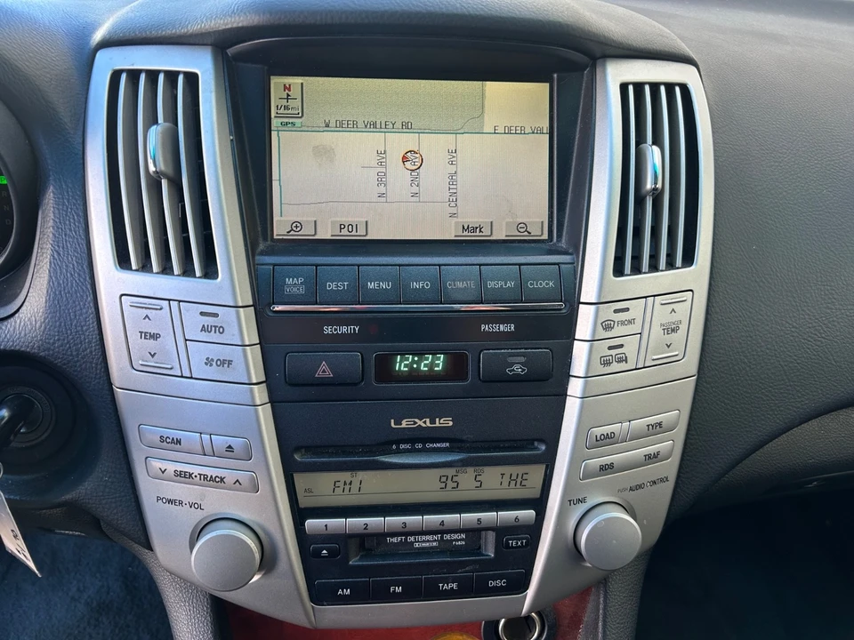 2004 Lexus RX 2nd Gen - Image 14 of 19