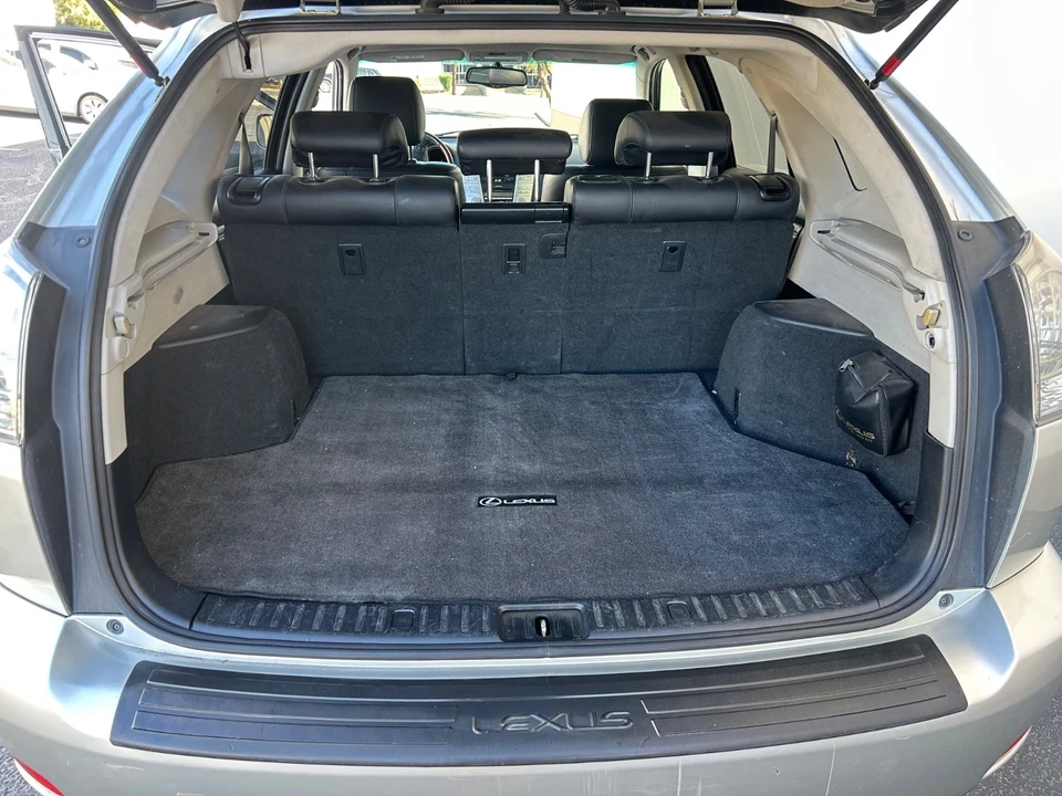 2004 Lexus RX 2nd Gen - Image 13 of 19