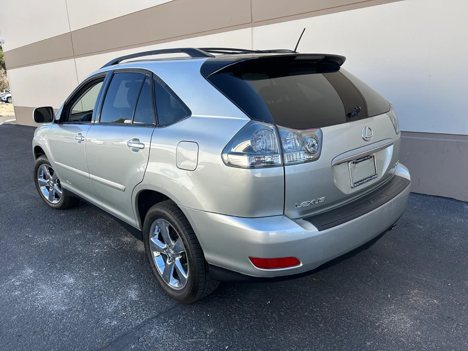 2004 Lexus RX 2nd Gen - Image 4 of 19