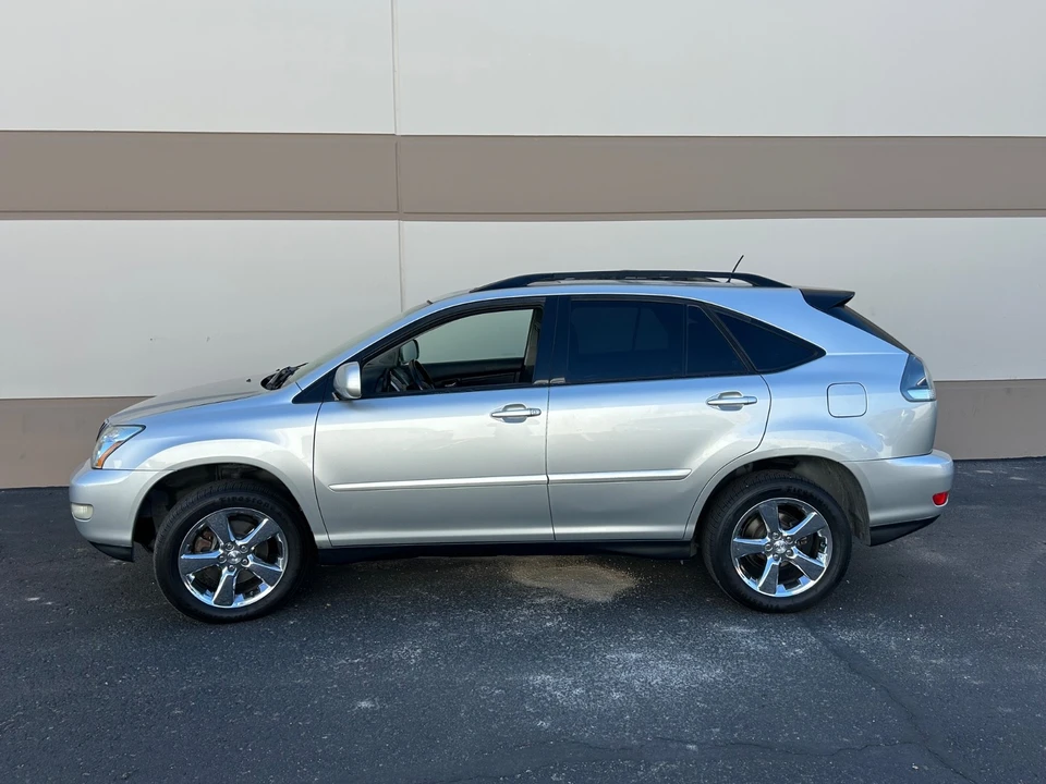2004 Lexus RX 2nd Gen - Image 19 of 19