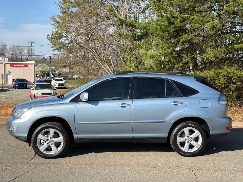 2004 Lexus RX 2nd Gen - Image 8 of 31