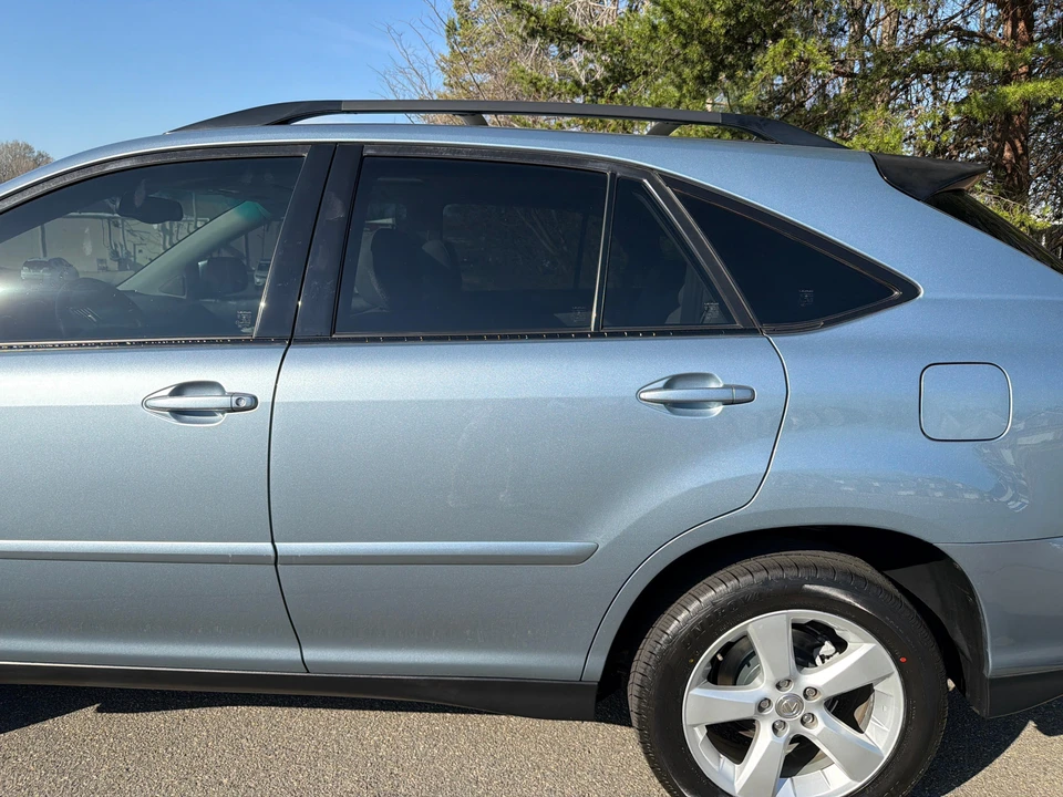 2004 Lexus RX 2nd Gen - Image 16 of 31