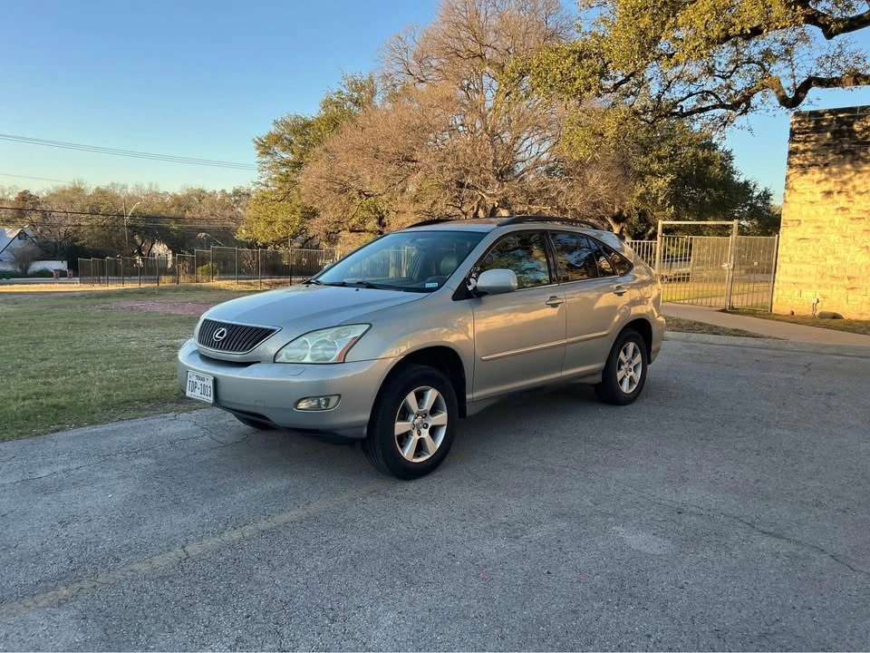 2004 Lexus RX 2nd Gen - Image 2 of 5
