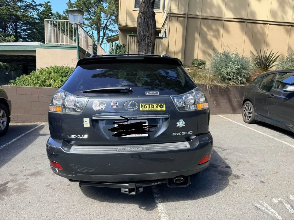 2004 Lexus RX 2nd Gen - Image 5 of 10
